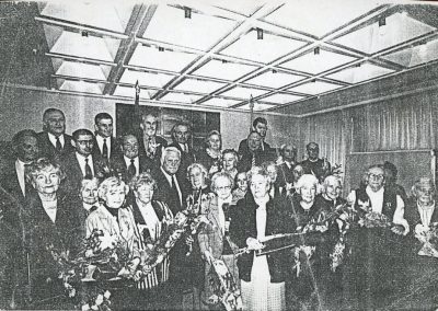 Žūvančiųjų gelbėjimo kryžių įteikimo ceremonija Senojoje prezidentūroje. 1995 m.