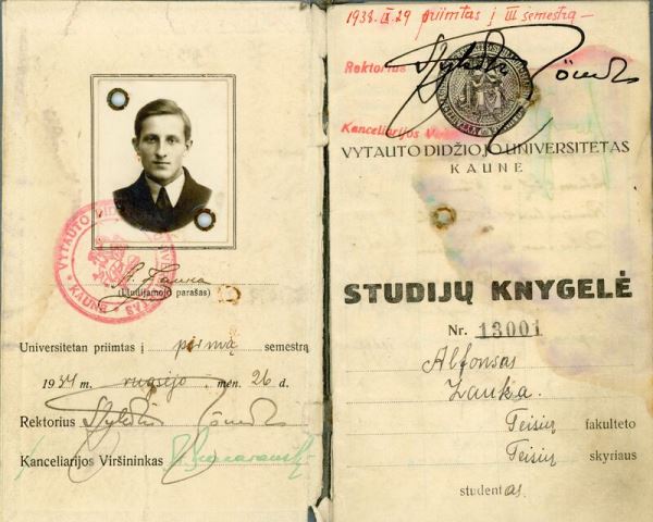 Vytauto Didžiojo universiteto studijų knygelė. RKM-60808