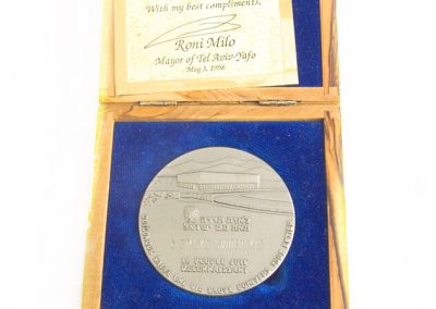 Pasaulio tautų teisuolio medalis, 1997 m. įteiktas Stasiui Sviderskiui