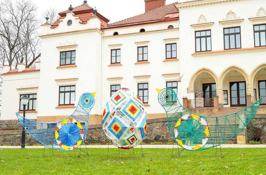 Sveikiname pavasario šventės proga