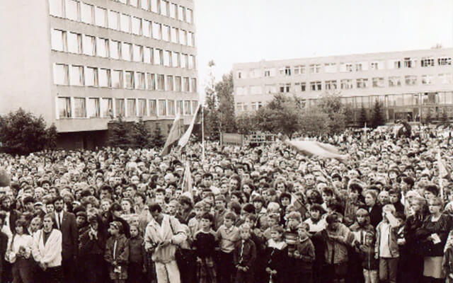 Viktorina „Kuo mums svarbi Kovo 11-oji ?“
