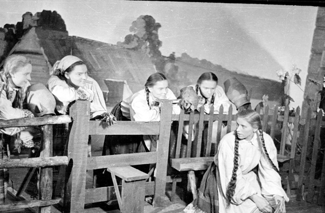 Jei žemėje yra stebuklų, tai jie vyksta teatre