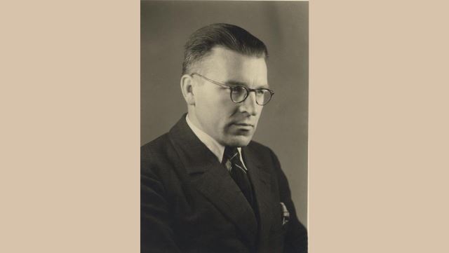 Minime išeivijos rašytojo, vertėjo Juozo Tininio (1907–1971) 115-ąsias gimimo metines