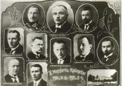 (1924 06 18 - 1925 02 04) Viršutinė eilė (iš kairės į dešinę) T. Daukantas - krašto apsaugos ministras, A. Tumėnas - ministras pirmininkas ir teisingumo ministras, M. Krupavičius - žemės ūkio ministras;