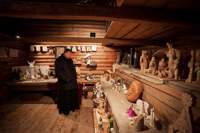 Aplankykite prakartėlių parodą
